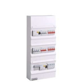 Boligtavle 2 x RCD, 3 x kraft, 8 x lys + transient og tarif