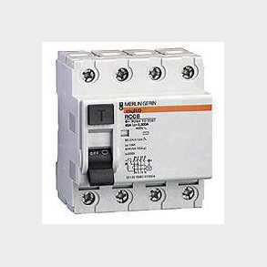 Fejlstr�msafbryder pfi afbryder 4 polet 125A 300MA