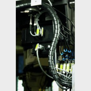 Beskyttelsesslange 16 sort 25M med v�rkt�j