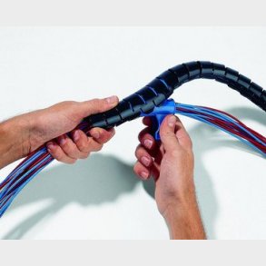 Beskyttelsesslange 25 sort 25M med v�rkt�j