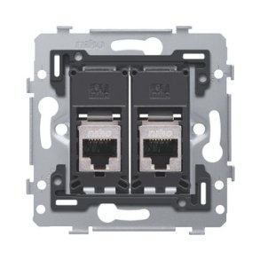 Dataudtag 2 x RJ45 cat.6A STP
