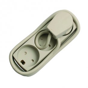 Uttag T11 3 runda stickproppar med jord 1,5 meter gr