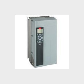VLT FC302 7,5kW IP55, C1 filter 150m, metrisk kabel indf