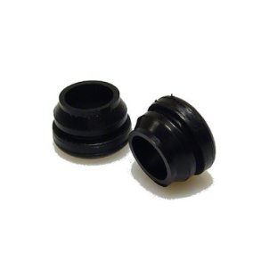 Genomföring 10 mm svart